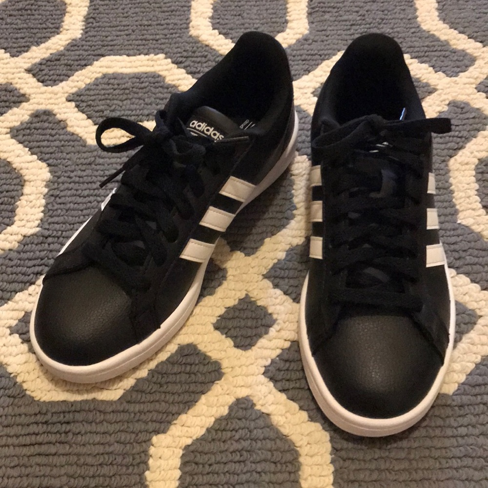 Adidas Cloudfoam Advantage Stripe Sneaker